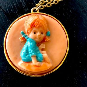 1972 Vintage Pendant